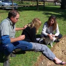[Rowe Alan family cousins Graham and Laure at murder scene[6].jpg]