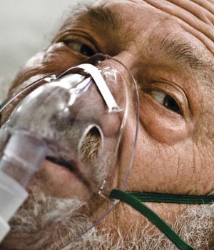 [Laing Ben Bronkhorstbaai Pretoria shot next to blind wife in bed 3 armed robbr Sept122009[11].jpg]