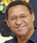[Boesak_Allan Liberation Theologian South Africa Speakls up Against Farm Murders Sept172009[3].jpg]