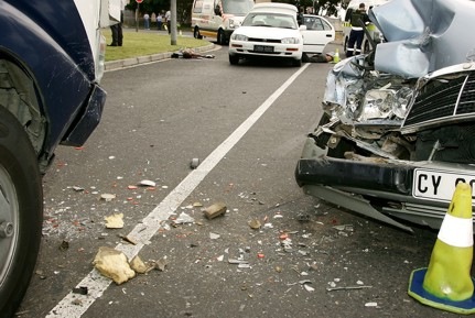 [Kuilsrivier shootout police cashvan 4 gunmen killed 26102009 SAPS Piet Smit[5].jpg]