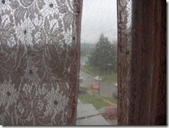 [rainy-and-grey_thumb[2].jpg]