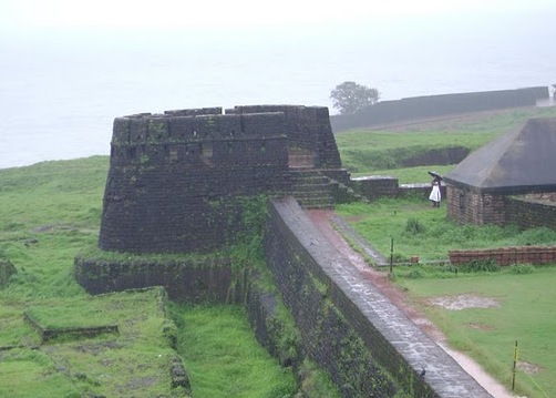 [bekal fort2[3].jpg]