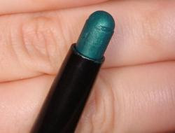 KIKO Long Lasting Stick Eyeshadow 10 verde smeraldo KIKO Long Lasting Stick Eyeshadow 10 verde smeraldo