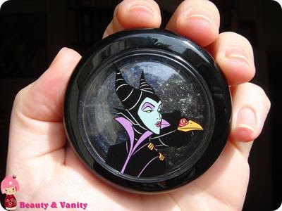 MAC Mineralize Eyeshadow "She who dares" - Malefica Venomous Villains by Disney