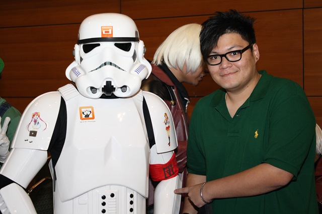 [Cyrus Vs Dance Trooper[3].jpg]