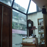 Mr.Jの店内。前に来た時よりも確実にくたびれた感が。。全体的にメンテナンス不足な感じがしてました(-"-;A