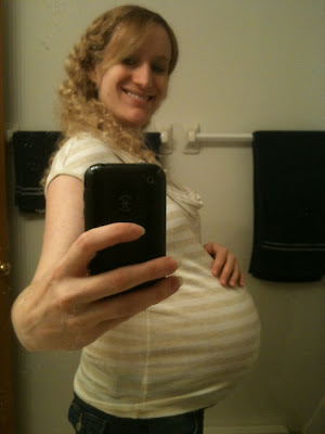 Pregnant belly, 36 weeks