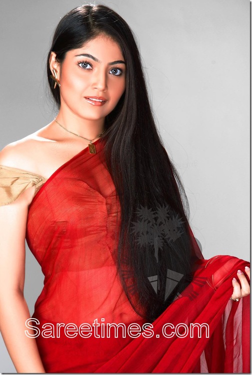 Aishwarya_Red_Saree