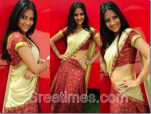 Adithi_Sharma_Half_Saree