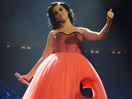 [katy_perry_03_92806982[4].jpg]