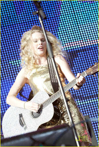 taylor-swift-sound-relief-01.jpg