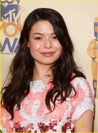miranda-cosgrove-mtv-movie-awards-01.jpg