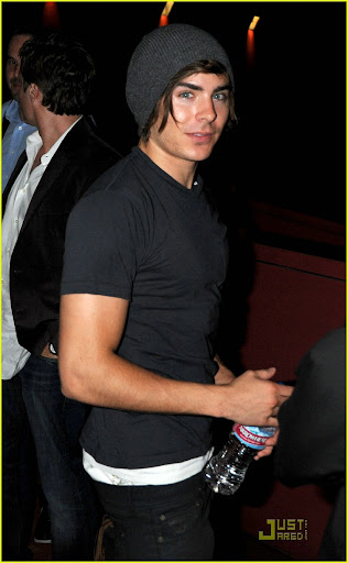 zac-efron-hurt-locker-01.jpg