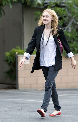 dakota-fanning-6159-2.jpg