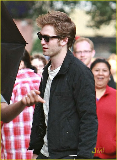 robert-pattinson-rough-remember-me-03.jpg