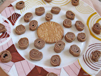 Biscuit Chocolate Rolls