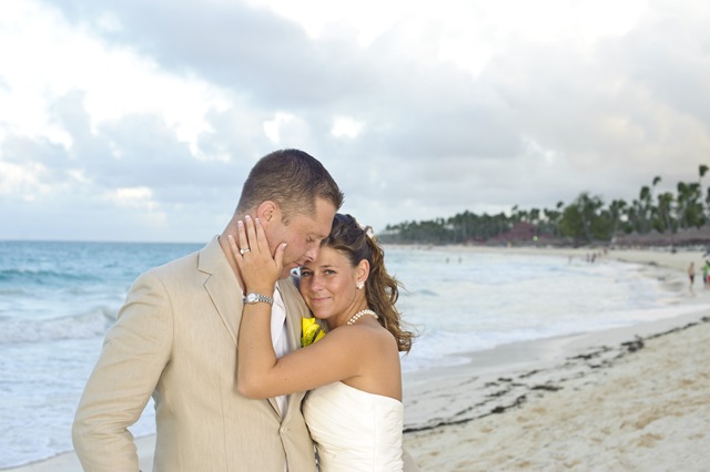 [Emily and Chris Wedding (Dominican Republic) 0300[3].jpg]