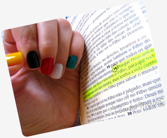Livro sem palavras nas unhas - evangelismo criativo Livro sem palavras nas unhas - evangelismo criativo
