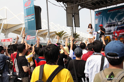 Super GT International 2009 Sepang Day 1: Stage-Race Queens appearance 2