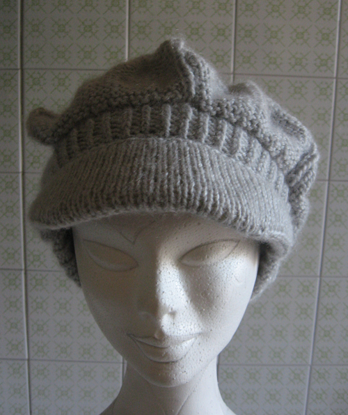 Schema basco con visiera