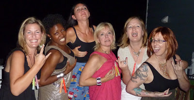 Show us your tits ladies!
