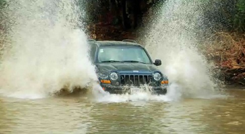 Costa Rica Jeep River Crossing