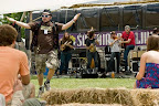 forecastle2010_givingtreeband_festivalfamily.jpg