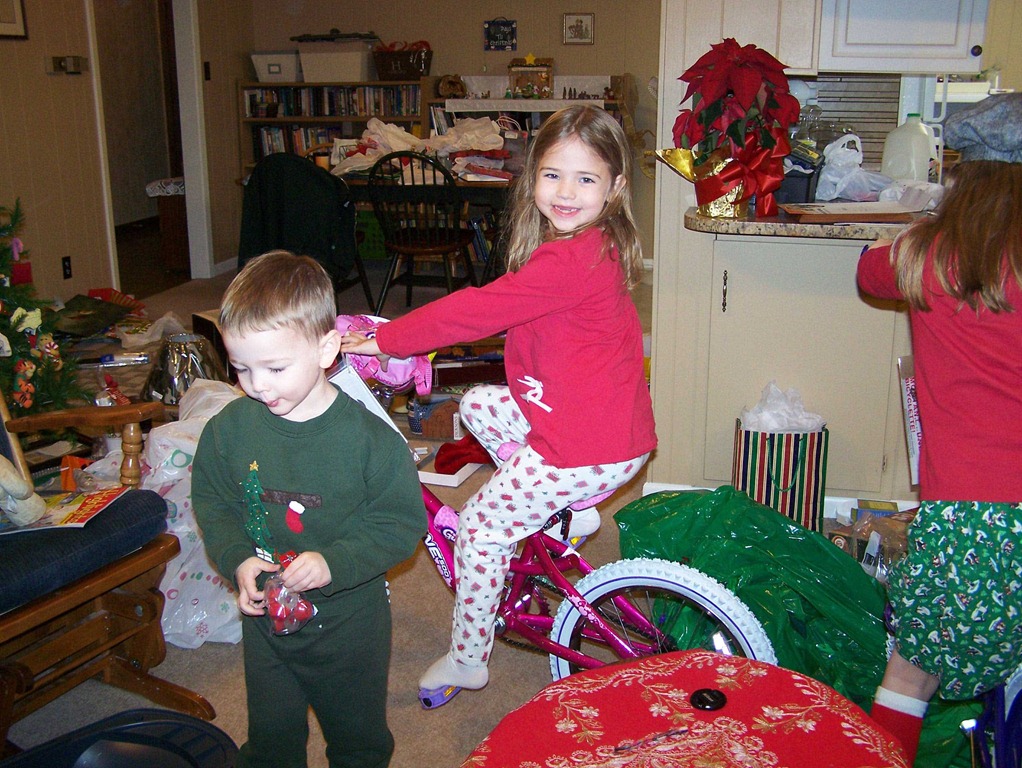 [Christmas 6[3].jpg]