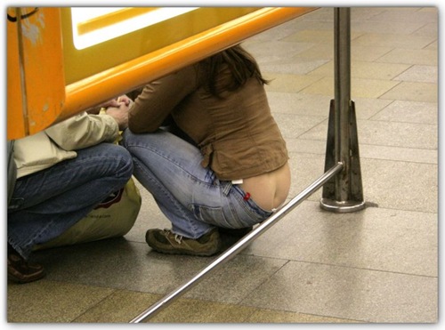 peeping-butts (2)