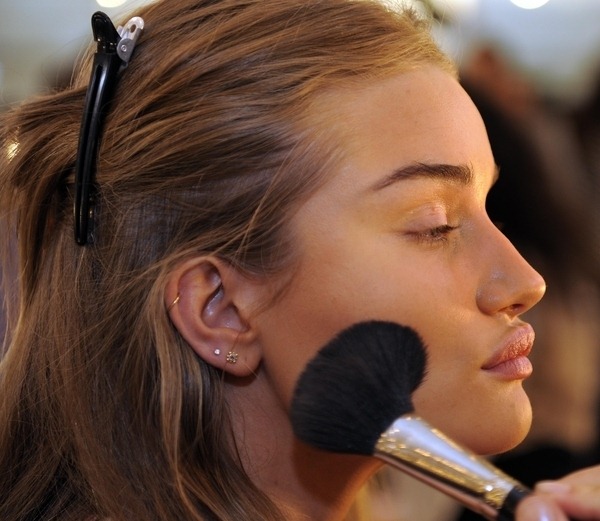 VictoriasSecret2009-behind (8)