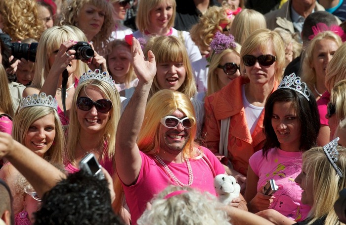riga-blonde-parade (7) riga-blonde-parade (7)