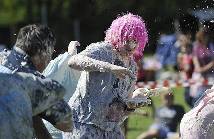 world_custard_pie_championship_05