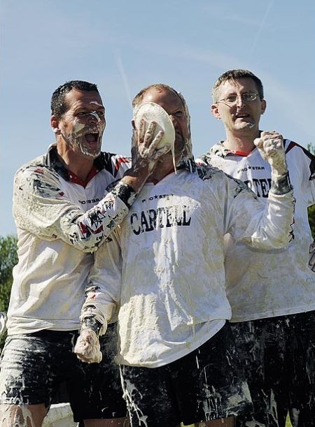 world_custard_pie_championship_07 world_custard_pie_championship_07