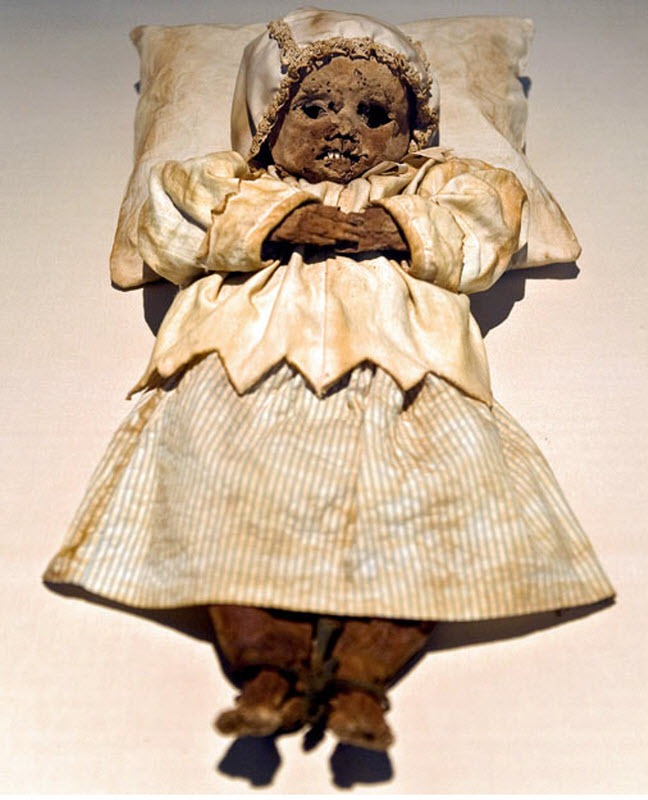 mummies (17) mummies (17)