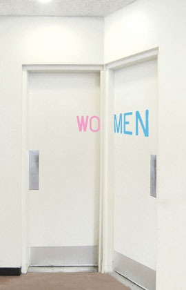 *Toilet nam và nữ, làm sao để phân biệt ?  Toilet-signs%20%281%29%5B5%5D