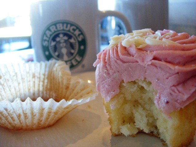 [Starbucks cupcake and peppermint soy latte.jpg]
