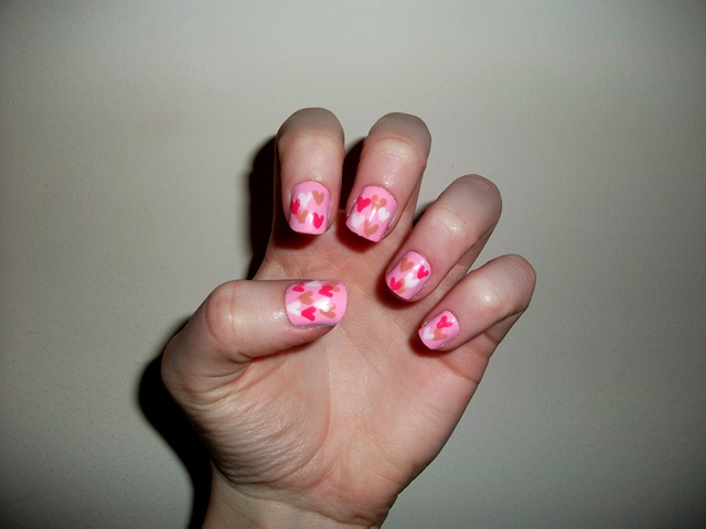 [HEART NAILS 1[6].jpg]