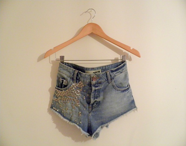 STUDDED DENIM SHORTS 1