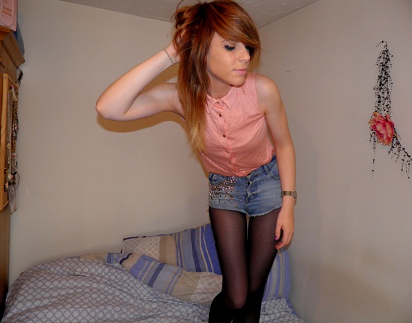 PEACH AND STUDS 6