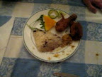 Dinner Triangulated mango, salad, cucumber and rice for father