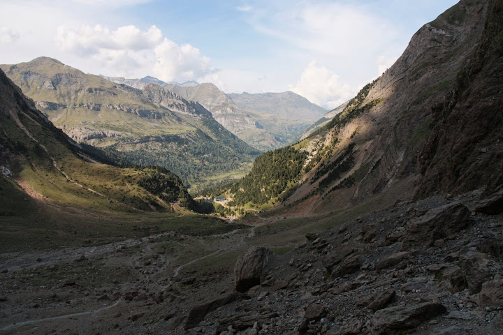 Dit moeten we weer terug, de schaduwen worden langer.
