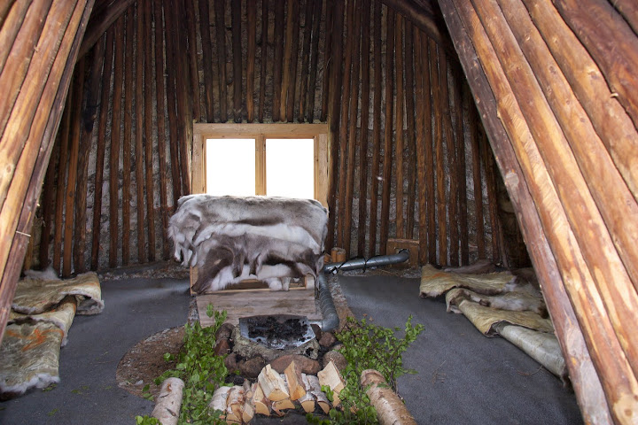 Dit kan je bij de poolcirkrl huren.