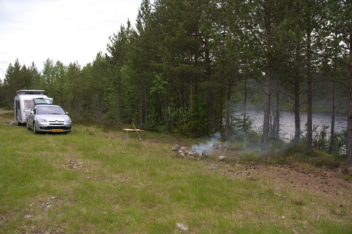 Langs de rivier H&auml;lsjon.