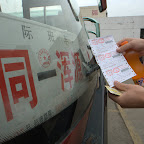Vergleich zwischen Busticket und Bus