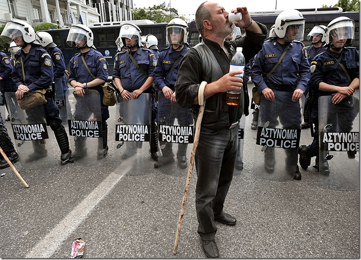 TOPSHOTS-GREECE-FARMERS-CRETE-PROTEST