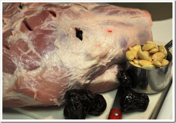 Pork leg-Pierna mechada horneada Pork leg-Pierna mechada horneada