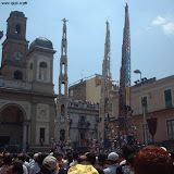 Il Panettiere la domenica mattina. Da notare la sua struttura "a quattro facce"; anno 2003.