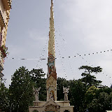 Giglio del Panettiere in sosta nei pressi della villa comunale; anno 2006.