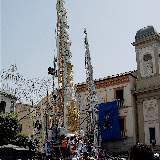 Il Giglio del Fabbro entra in piazza Duomo per la ballata; anno 2007.