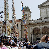 Entra in piazza il giglio del Bettoliere; anno 2007.